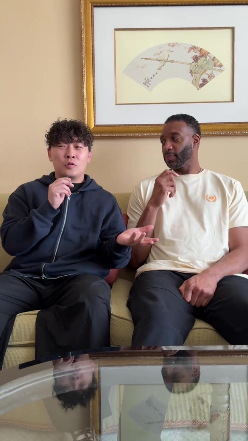 小伙子你真勇啊，在麥迪面前“那個，那個”的